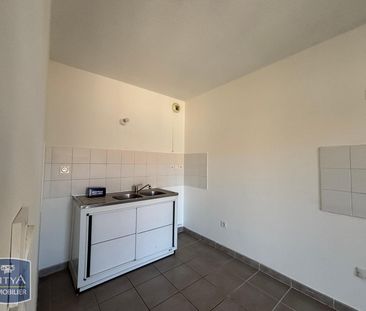 Location Appartement 3 pièces 69m² MARTIGUES 13500 - Photo 2