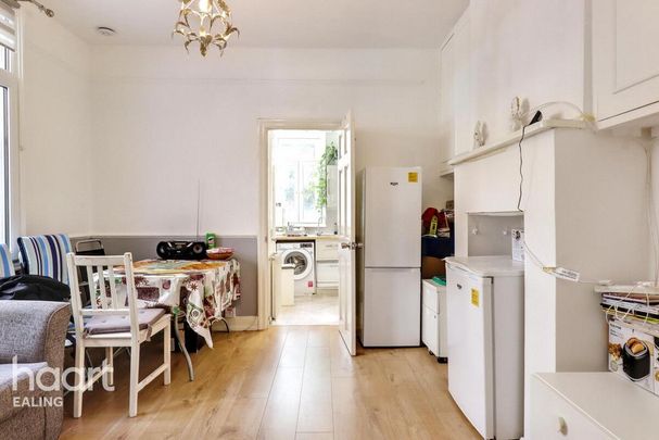 2 bedroom townhouse to rent - Photo 1