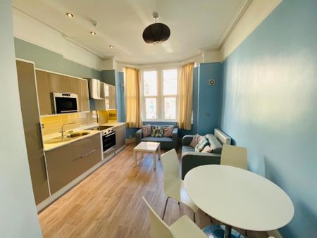 1 bedroom ground floor flat to rent - Photo 2