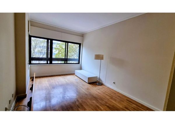 Apartamento T5 em Lisboa