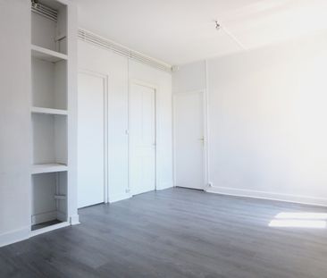 Location Appartement 3 pièces 57m² - Photo 6