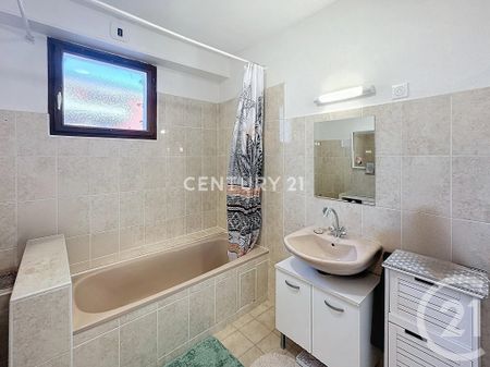 Location Appartement 2 pièces 62m² AUBAGNE 13400 - Photo 5