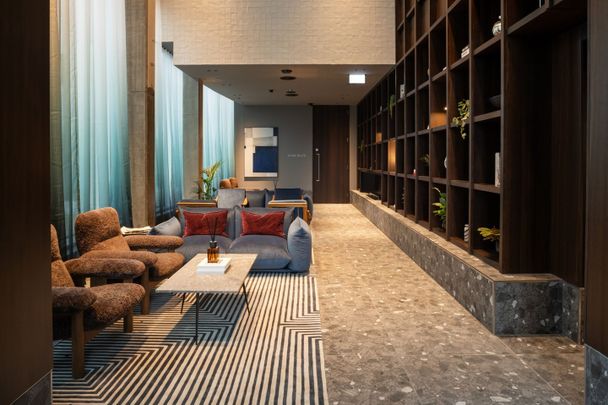 1 Bed Flat, Trinity Way, M3 - Photo 1