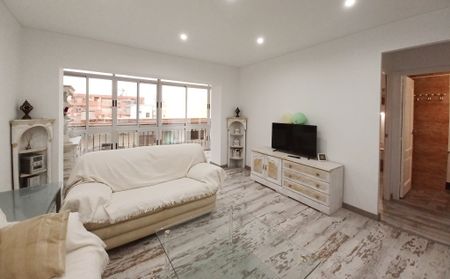 Renovated 2 bedroom apartment for rent in Calpe with pool - Photo 3