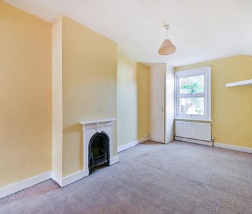 3 bedroom detached house to rent - Photo 3