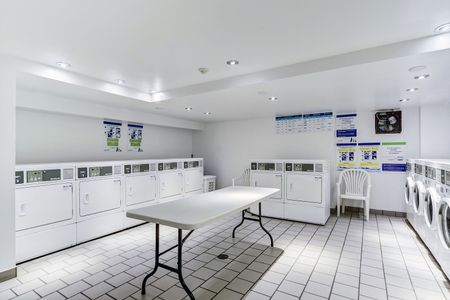 5500 Borden Avenue, Côte Saint-Luc, QC - Photo 5