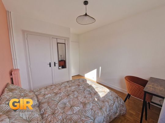 Location Appartement 1 pièce 83m² RENNES 35000 - Photo 1