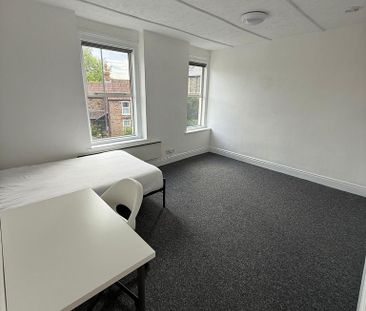 2 bedroom house share to rent - Photo 3