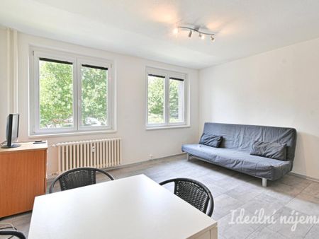 Pronájem bytu 1+kk 32 m2 - Fotografie 4