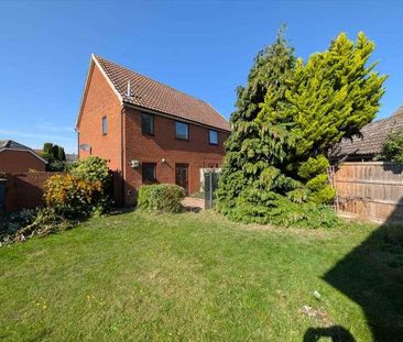 Manor Road, Martlesham Heath, Ipswich, IP5 - Photo 1