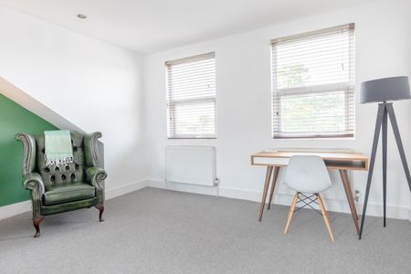 2 Bed Flat, Lordship Lane, SE22 - Photo 3