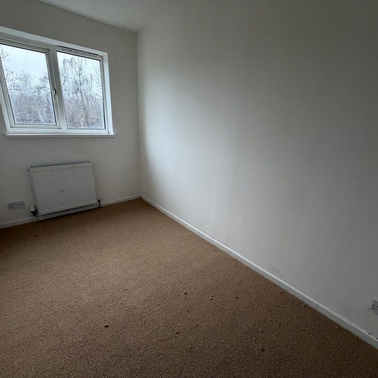 Burnside, Brookside, Telford - Photo 1