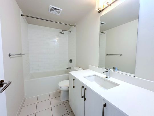 For Lease - 763 Woodbine Avenue Unit# 605, Toronto, Ontario - Photo 1
