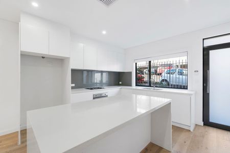 156B Bridge Road, Glebe NSW 2037 - Apartment For Rent | Domain - Photo 5