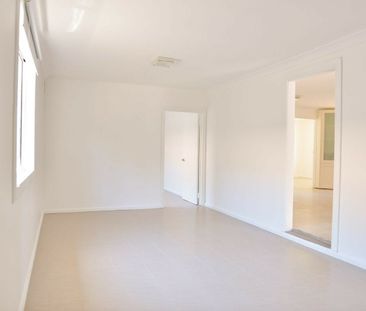 6a Lyndley Street, Busby NSW 2168 - House For Rent | Domain - Photo 5