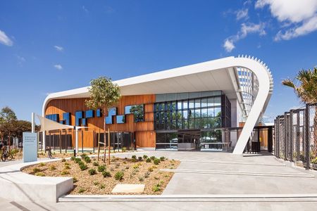 A Light-Filled Haven with Effortless Comfort and Style - Photo 4