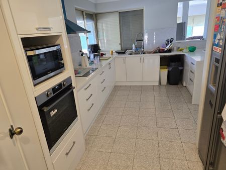 South Guildford - Photo 4