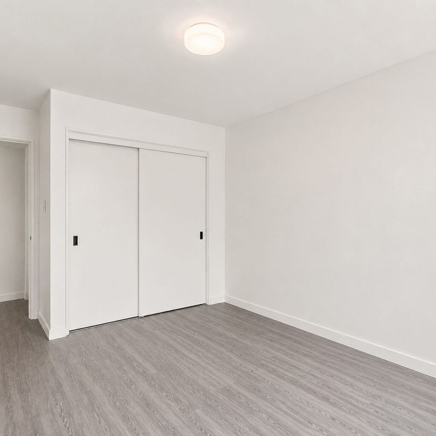 1215 Beach Ave #305 - Photo 2