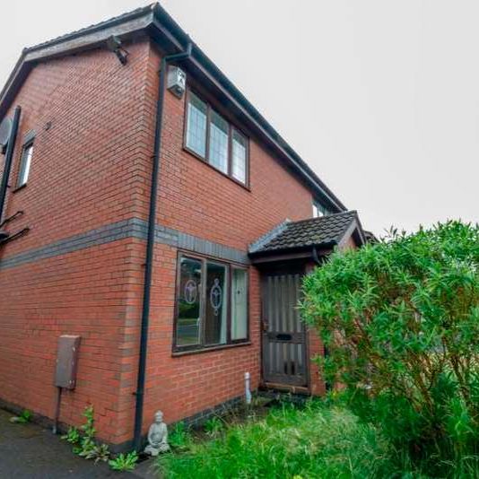 Edgemoor Close, Watersheddings, Oldham, OL4 - Photo 1