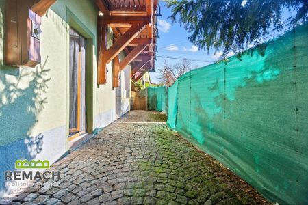 Pronájem bytu 1+kk 27 m² - Fotografie 5