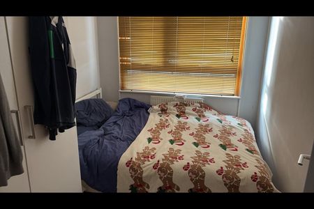 3 Bed Flat, Bedwell House, SW9 - Photo 3