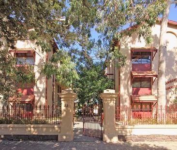 2/23 Moseley Street, Glenelg - Photo 5