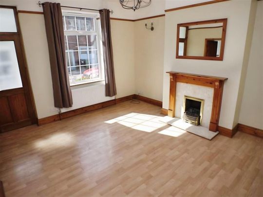 2 bedroom House To Let - Photo 1