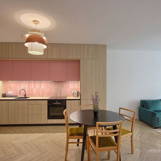 Idealne 2 pokoje z garażem na Starym Mieście - Photo 1