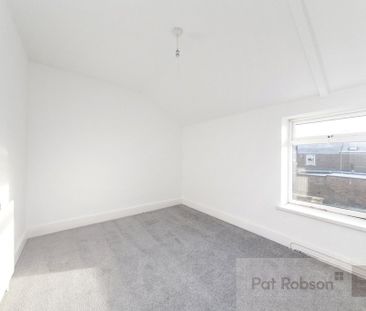 North View, Blyth - Photo 6