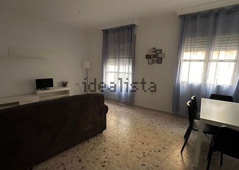 Alquiler de piso en Calle Plata, 2