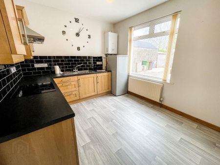 34 Warren Park, Lisburn, BT28 1LL - Photo 5