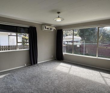 Sunny 2 Bedroom home - Photo 2