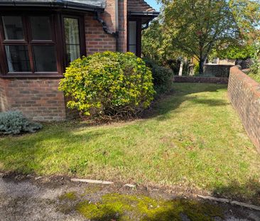 3 bedroom end of terrace house to rent - Photo 5