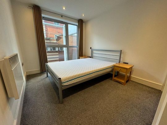 2 bedroom flat to rent - Photo 1