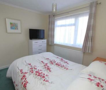 4 Bed Detached House, Beeches Grove, BS4 - Photo 6