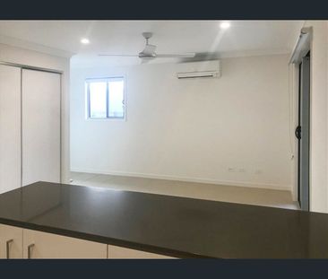 Unit 2/17 Jarrah Dr, Peregian Springs, Qld 4573 - Photo 4