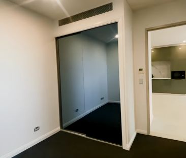 3 bed 2 bath - Photo 2