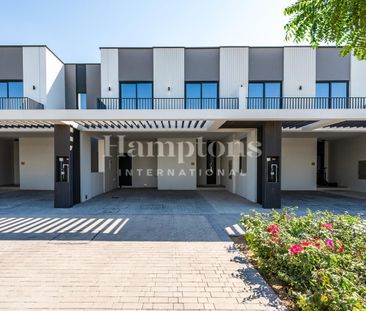 Modern Home | Maids Room | Fully Equipped - Photo 5