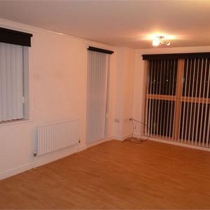 2 bedroom detached house to rent - Photo 2