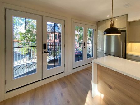 For Lease - 41 Rolyat Street Unit# B, Toronto, Ontario - Photo 4