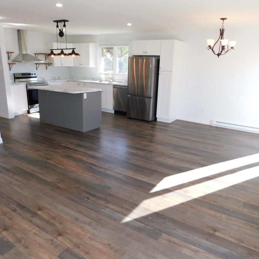 FOR RENT – 26 Highland Crescent, Dartmouth, Nova Scotia - Photo 1