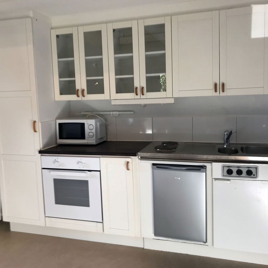 Norregöksvägen, Spånga - Photo 1