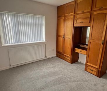 2 bedroom detached bungalow to rent - Photo 3