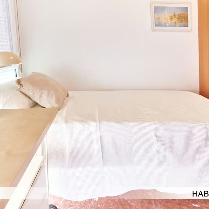 Calle Marqués del Nervión, Sevilla, Andalusia 41005 - Photo 1