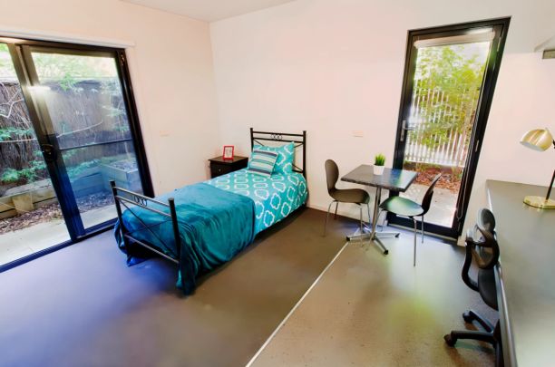 Standard Studio with courtyard - Photo 1