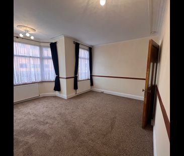 2 Bed Flat, Lowlands Road, HA1 - Photo 6