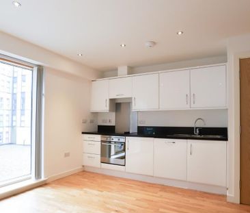 Studio to rent - Photo 3