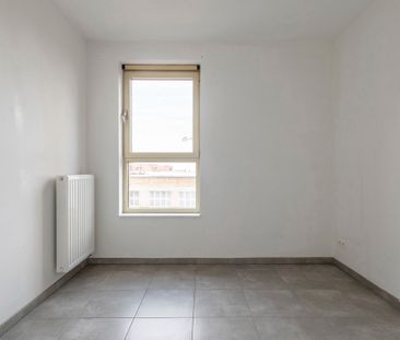 Appartement met 2 slaapkamers en terras aan Turnova - Photo 5