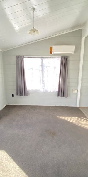 TRENT PLACE - Photo 1