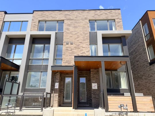 For Lease - 26 Green Garden Boulevard Unit# Main, Toronto, Ontario - Photo 1
